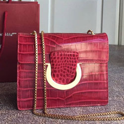 페레가모 체인플랩백