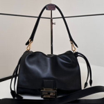 펜디 핸드백 8677M