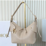 크리스찬디올 Voyage숄더백 M251210s