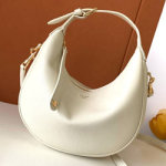 셀린느 핸드백 119599