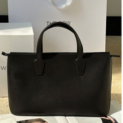 더 로우 마고백 8842