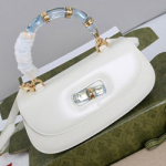 구찌 핸드백 827750