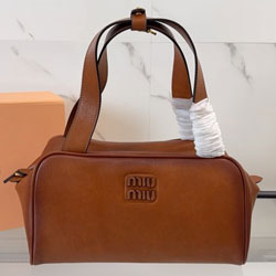 미우미우 숄더백 5BB182